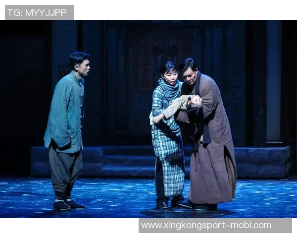 蒯纪与毛伟杰轻松合影归沪期待新赛季精彩表现 蒯纪与毛伟杰轻松合影归沪期待新赛季精彩表现